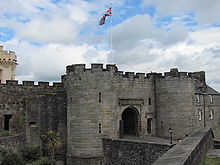 220px-stirling_castle_main_gate