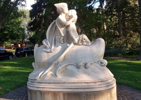 Wynken+Blynken++Nod+statue+by+Mabel+Landrum+Torrey+1919